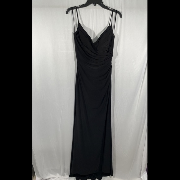 NEW $288 La Femme [ 8 ]‎ Ruched Jersey Trumpet Gown in Black - Picture 6 of 12